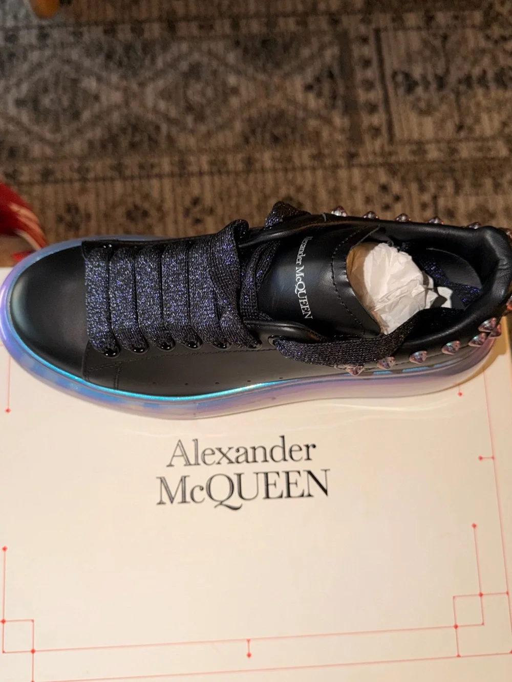 NWT Alexander McQueen Sneakers Oversized Iridescent Black